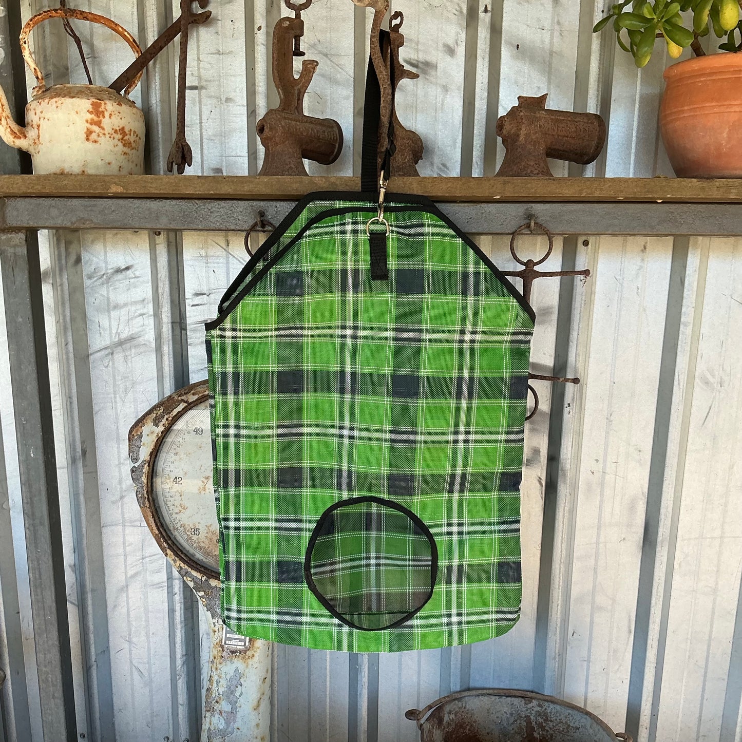 hay_bags_mesh_durable_unique_leathercrafts