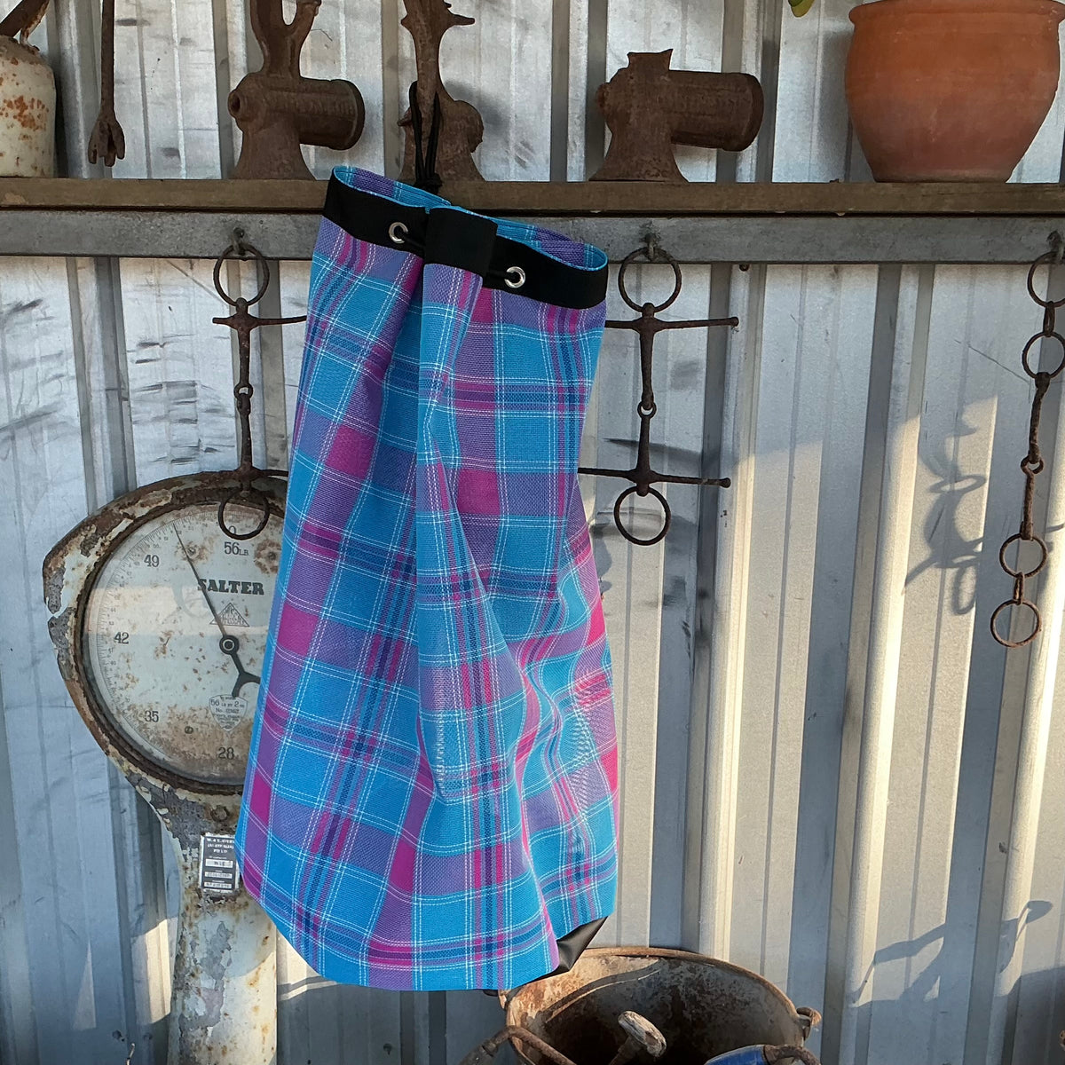 unique_leathercrafts_mesh_laundry_bags